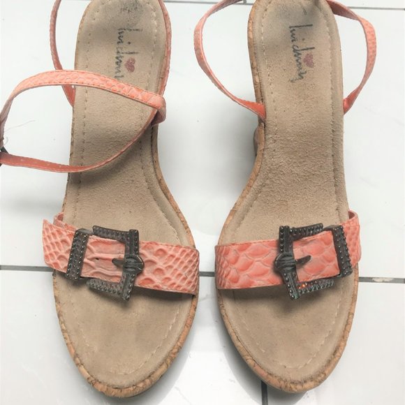 Leather ankle strap wedge sandals - Picture 7 of 9